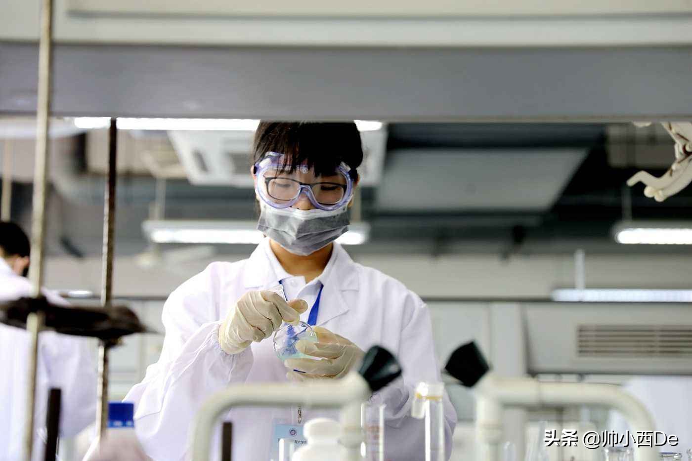 硕士研究生论文盲审延期,毕业论文盲审没通过延期毕业多久