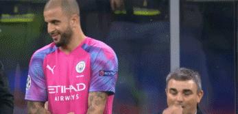 沃克客串门将队友一脸懵逼,沃克当守门员全过程