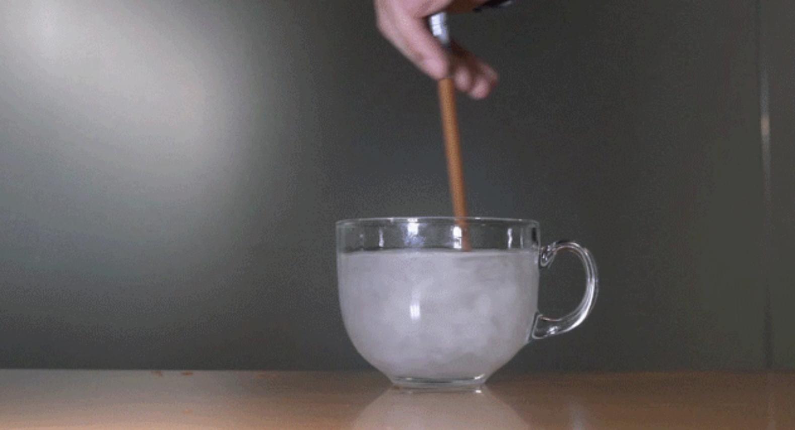 卫生间厕纸扔马桶还是放纸篓,厕纸该扔进马桶还是纸篓