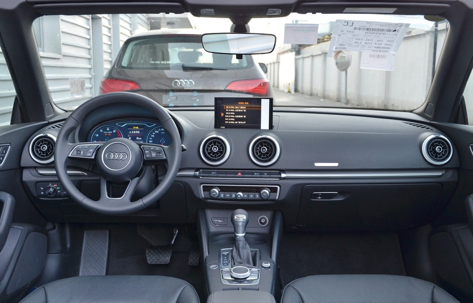 30w敞篷车4座,30w左右的敞篷车