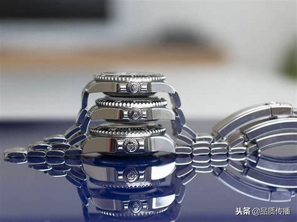 古董不防水拍摄容易,现代机芯防水密封一样很美,劳力士美奈华