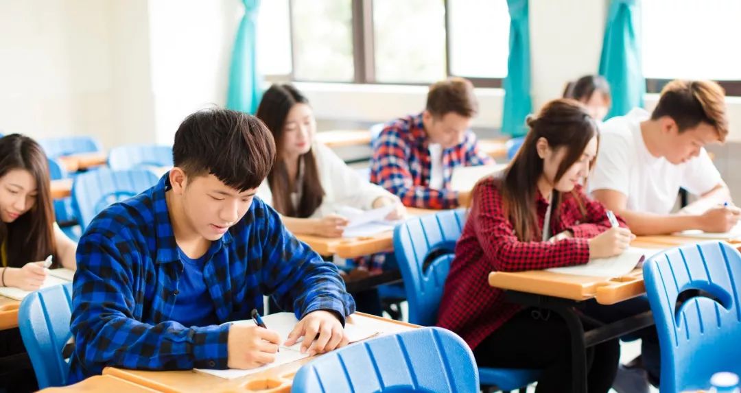 为什么广东的双非高校很牛,双非院校发展得好可以变成211吗