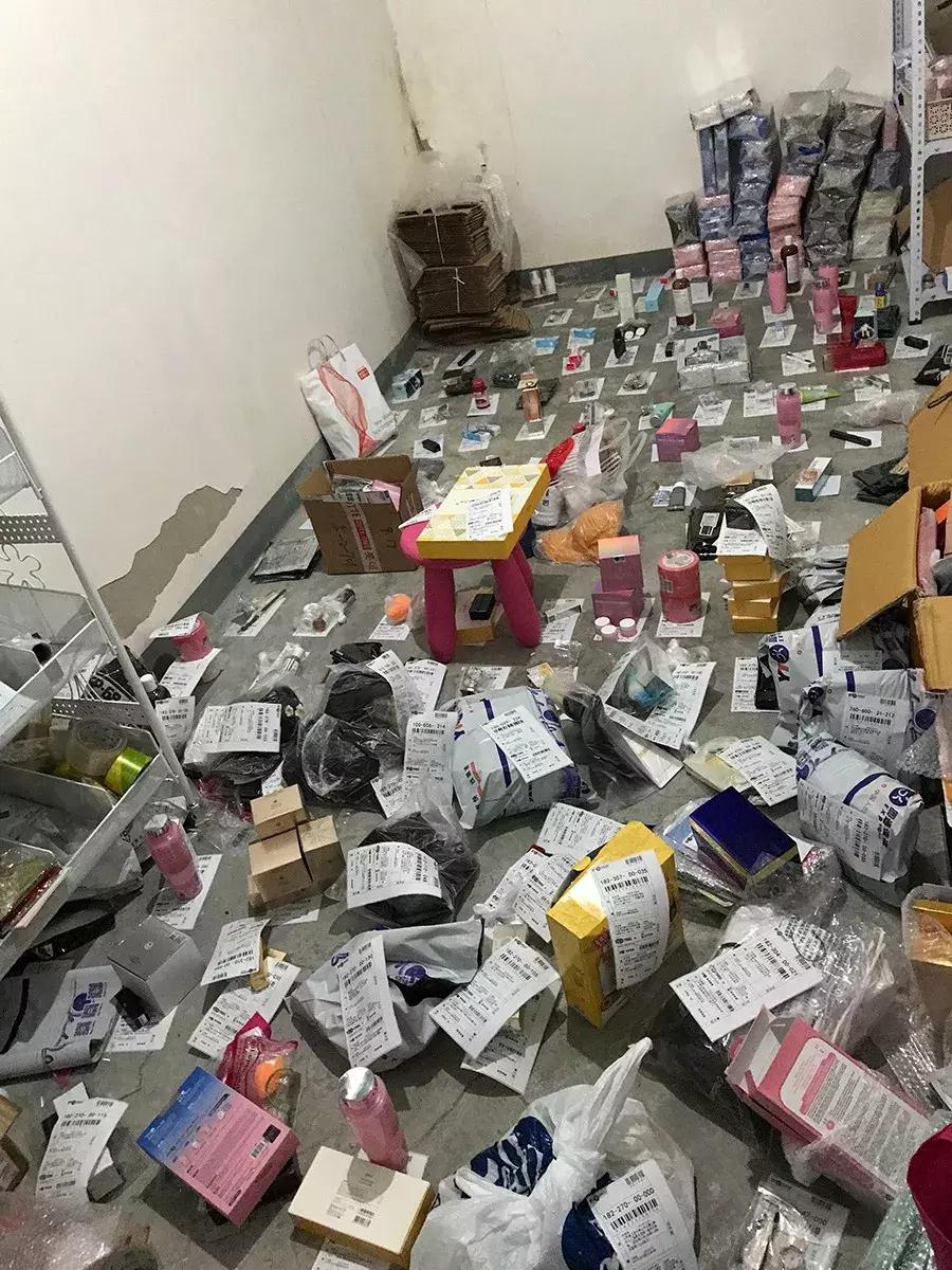 有没有做代购的小伙伴呀,有一起做代购的吗