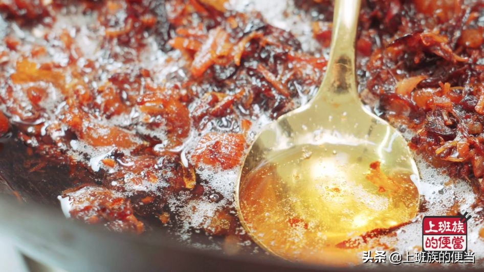 自己怎么熬拌面酱,最简单的拌面酱汁辣