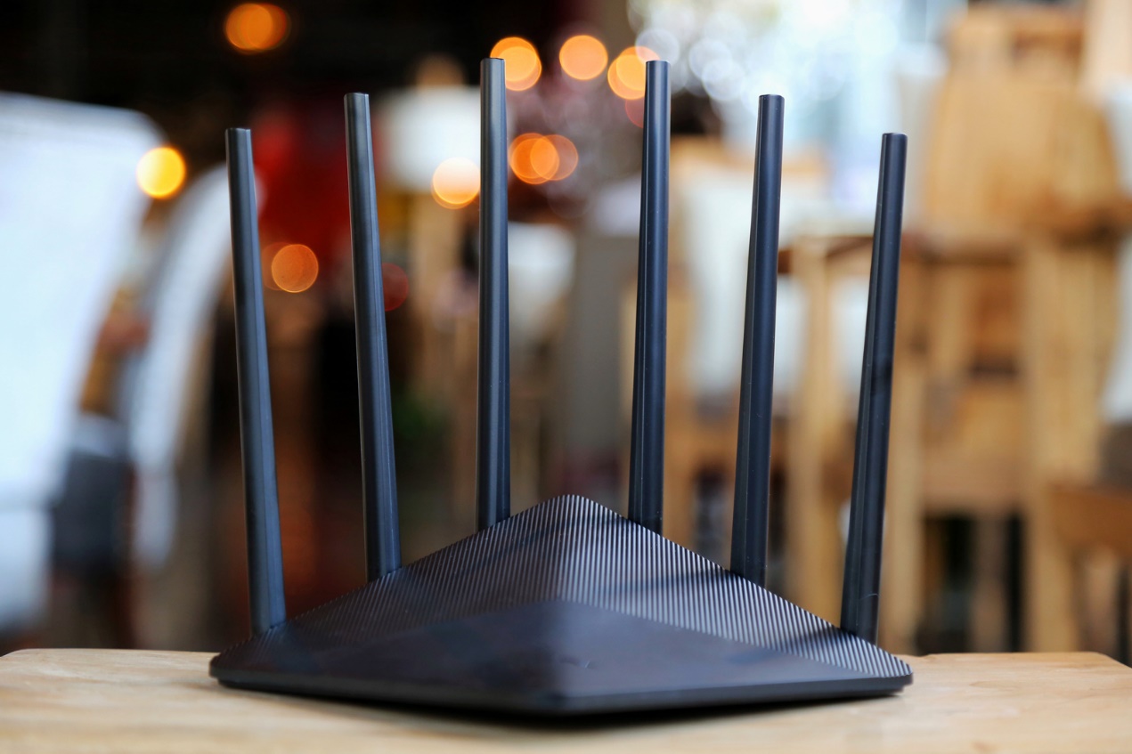 路由器双千兆和全千兆哪个好,华为和tplink的千兆路由器哪个好