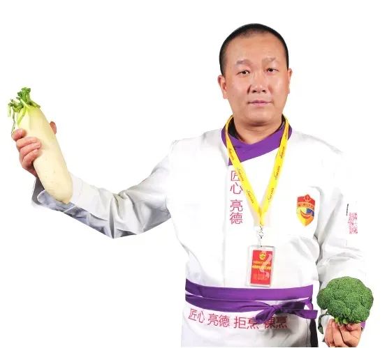 小龙虾虾尾的家常做法,蒜蓉小龙虾的正宗做法