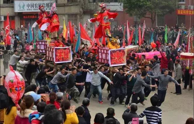 前年我有个朋友说去连城过年,到现在还没有回来