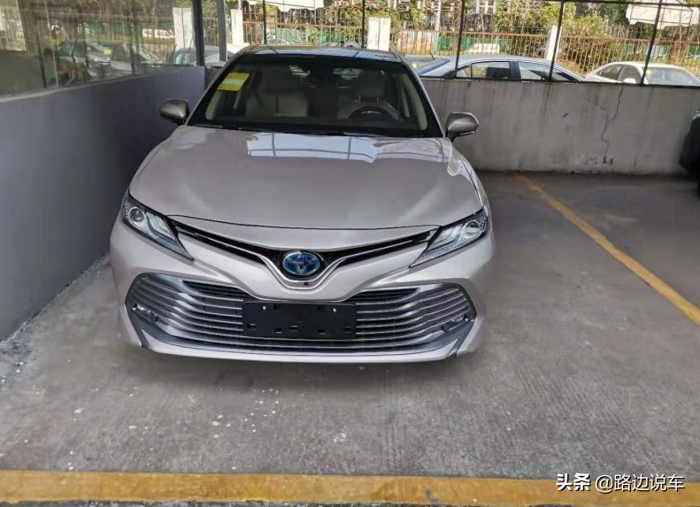 丰田凯美瑞双擎到底怎么样,丰田凯美瑞混动双擎值得购买吗