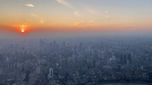 凛冽寒冬中的一抹暖阳,凛冽的暖阳