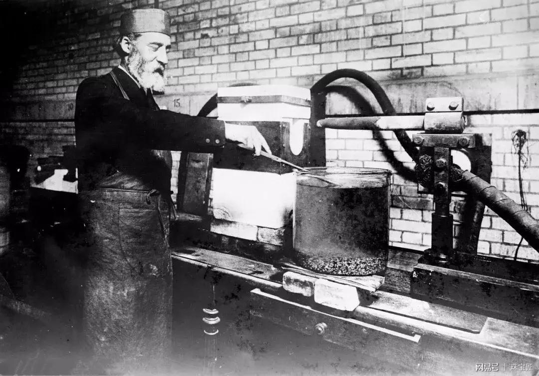 一克拉假钻石,伪钻石