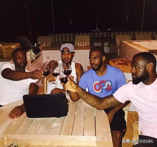 风尘四侠去度假，为何香蕉船上缺了安东尼?