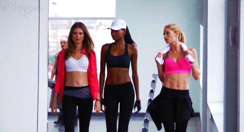 健身肌肉科技蛋白粉早上怎么吃 (健身蛋白质粉的正确服用方法)