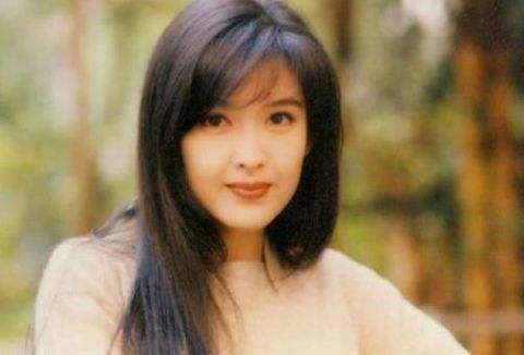 周慧敏三代人的不老女神,周慧敏冻龄女神