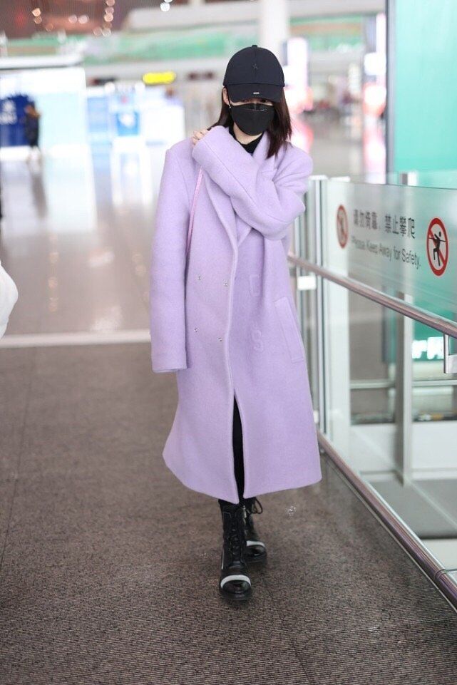 李沁蓝衣回眸,李沁蓝绿色