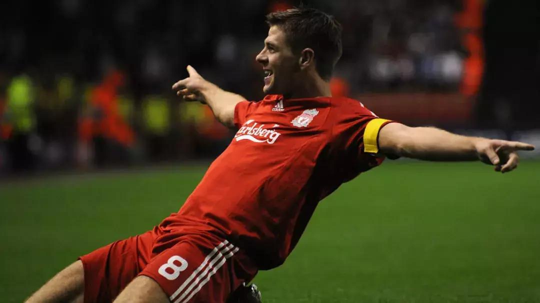 足球新赛季球衣宣传片,足球球衣广告