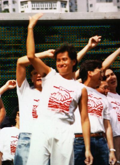 从风华正茂到耄耋老人,从风华正茂的青年到花甲之年