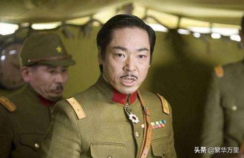 抗战时期一个集团军多少人,战争时期一个军大概有多少人