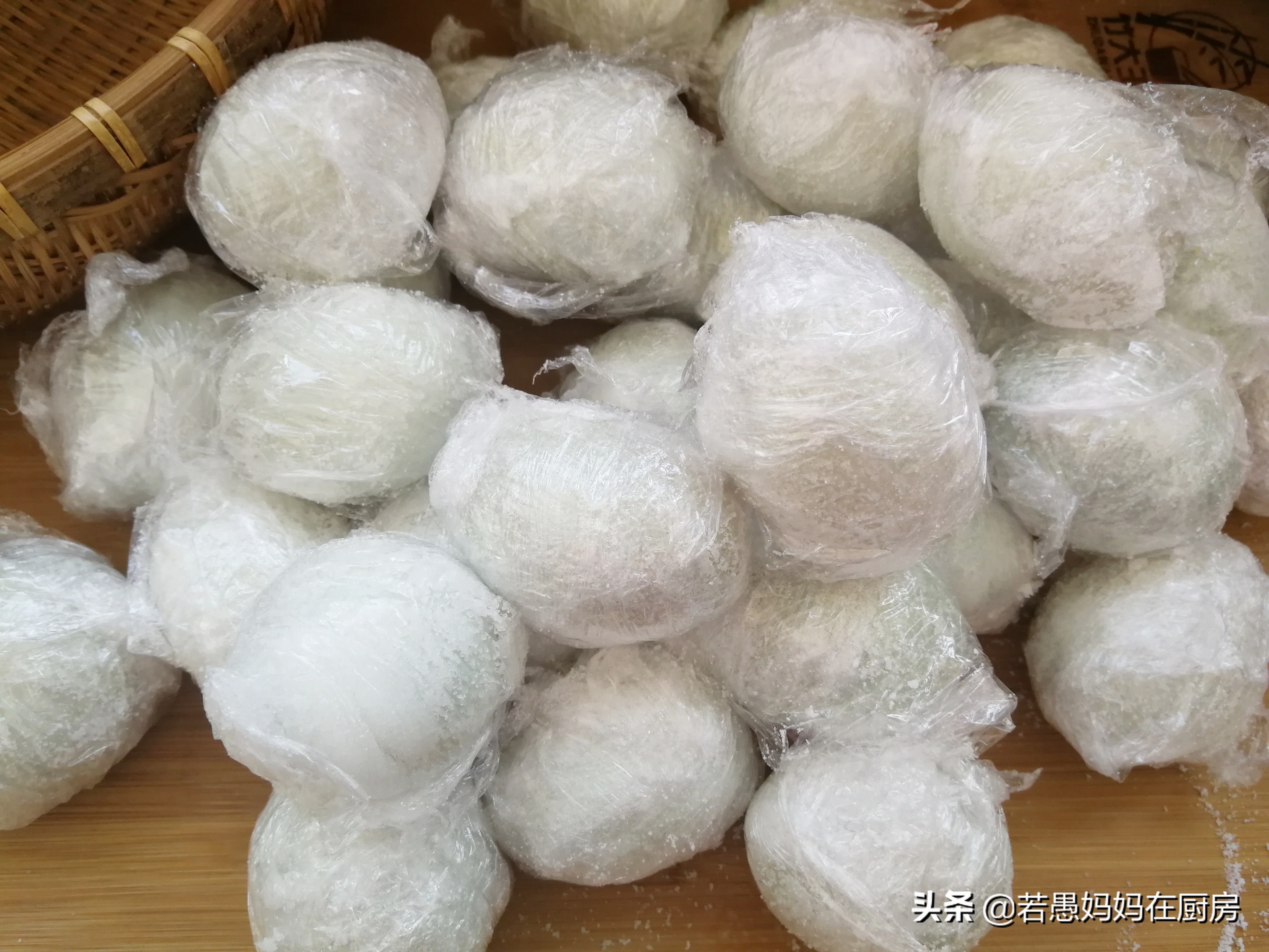 怎样腌咸鸭蛋好吃又冒油,怎么腌制咸鸭蛋好吃又流油