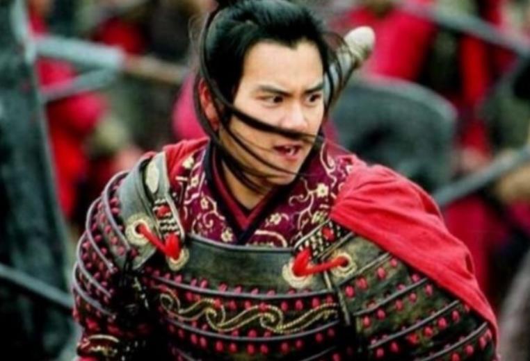 古代战袍披风斗篷,古代大将披风是怎么穿的