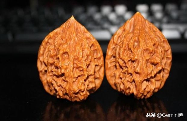 文玩核桃开裂了抹点大蒜行吗,文玩核桃开裂能自己愈合吗