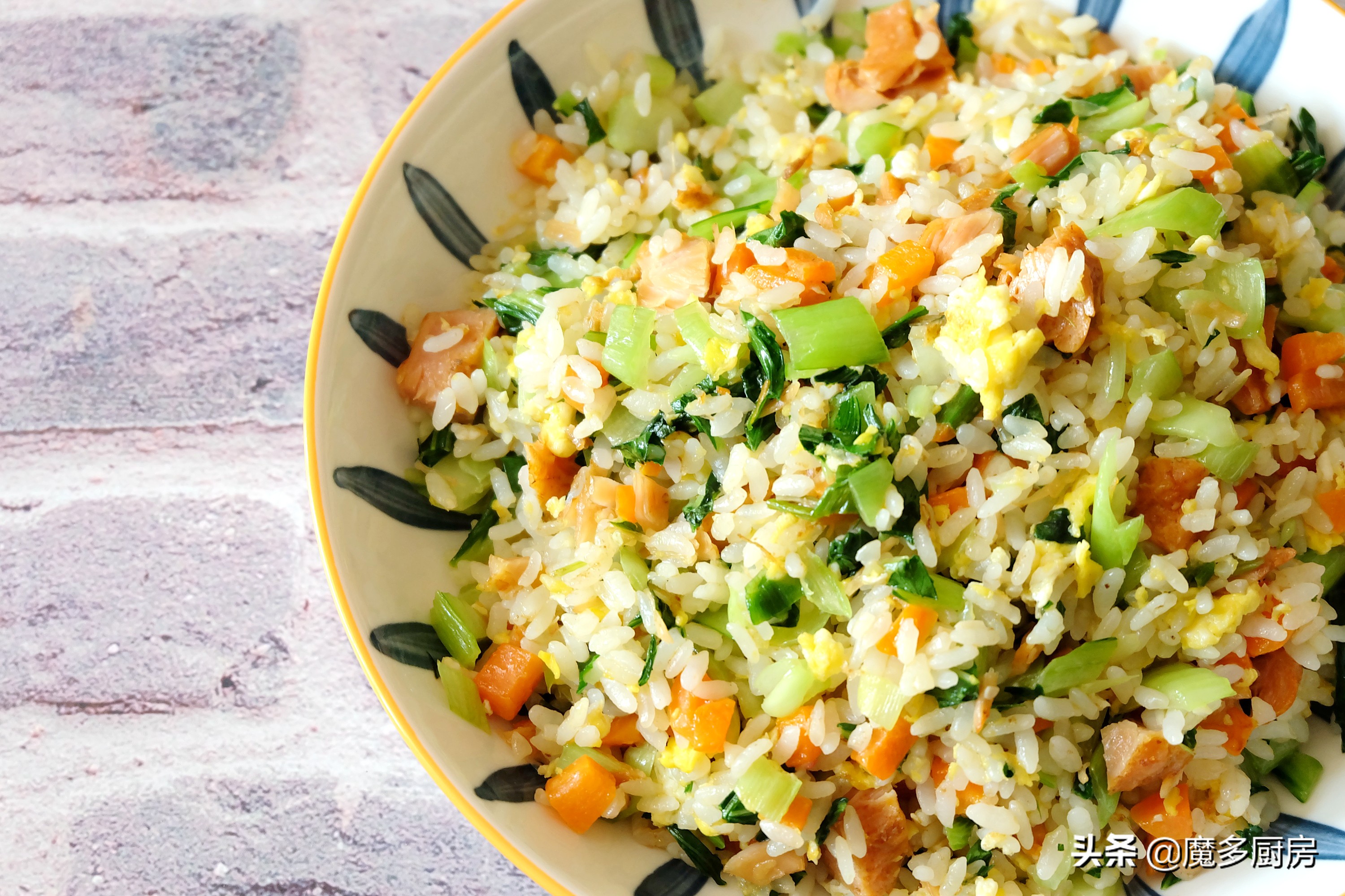 体重减了两斤又开始得瑟了,体重降低了好开心