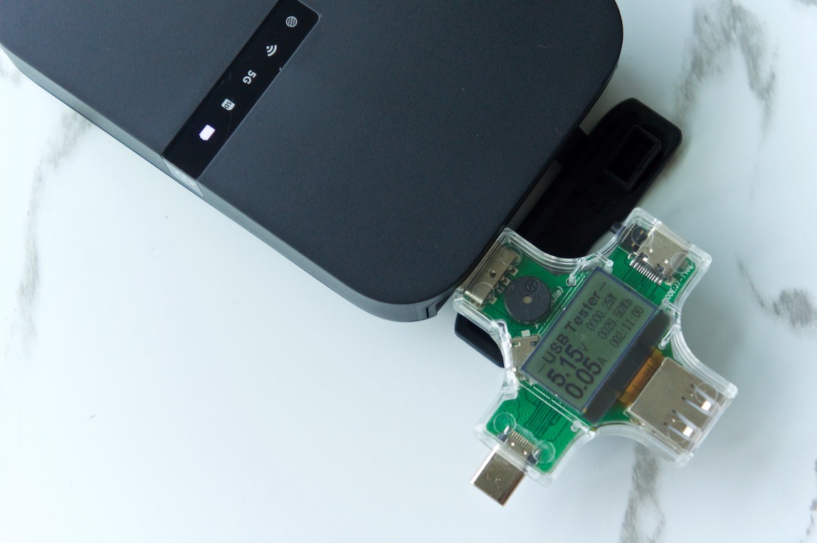 能充电的相机电池,能充电的照相机还可以打印照片