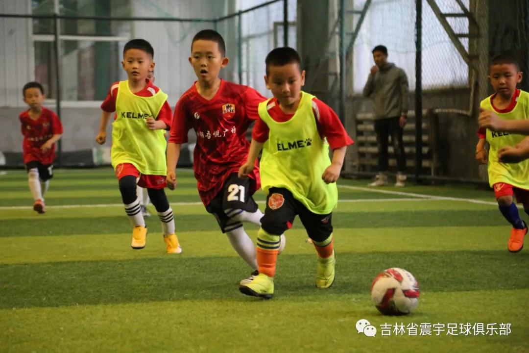 快乐童年足球队,快乐童年足球