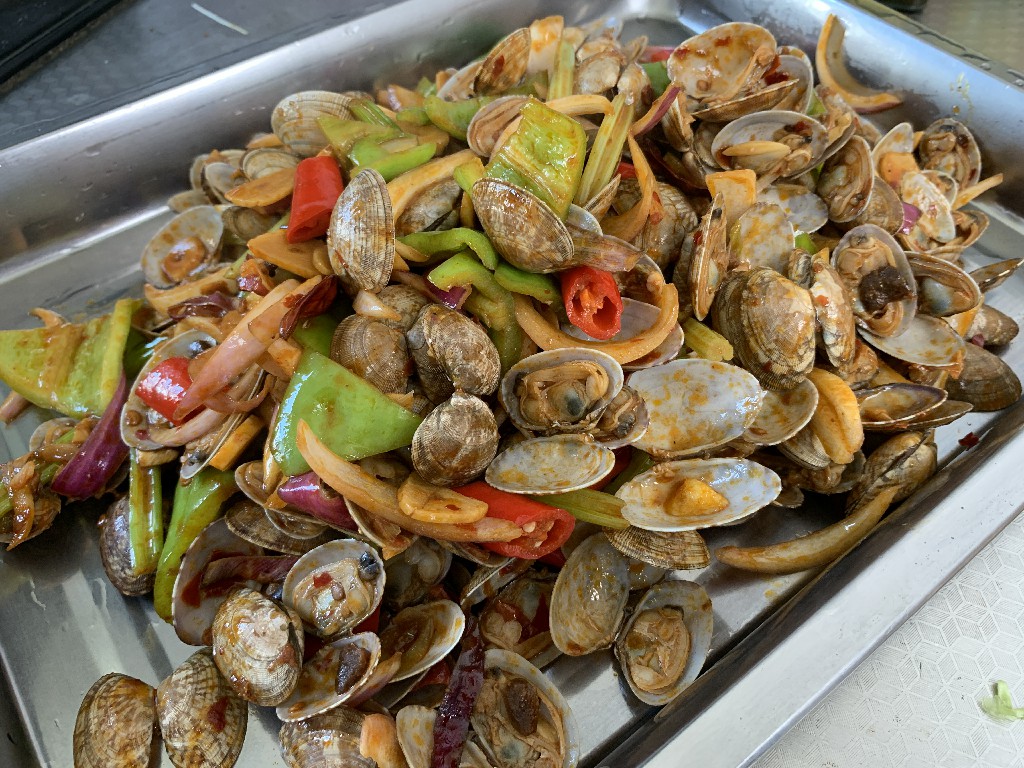 别再用盐水洗花甲,用盐水清洗过的花蛤还能存放吗