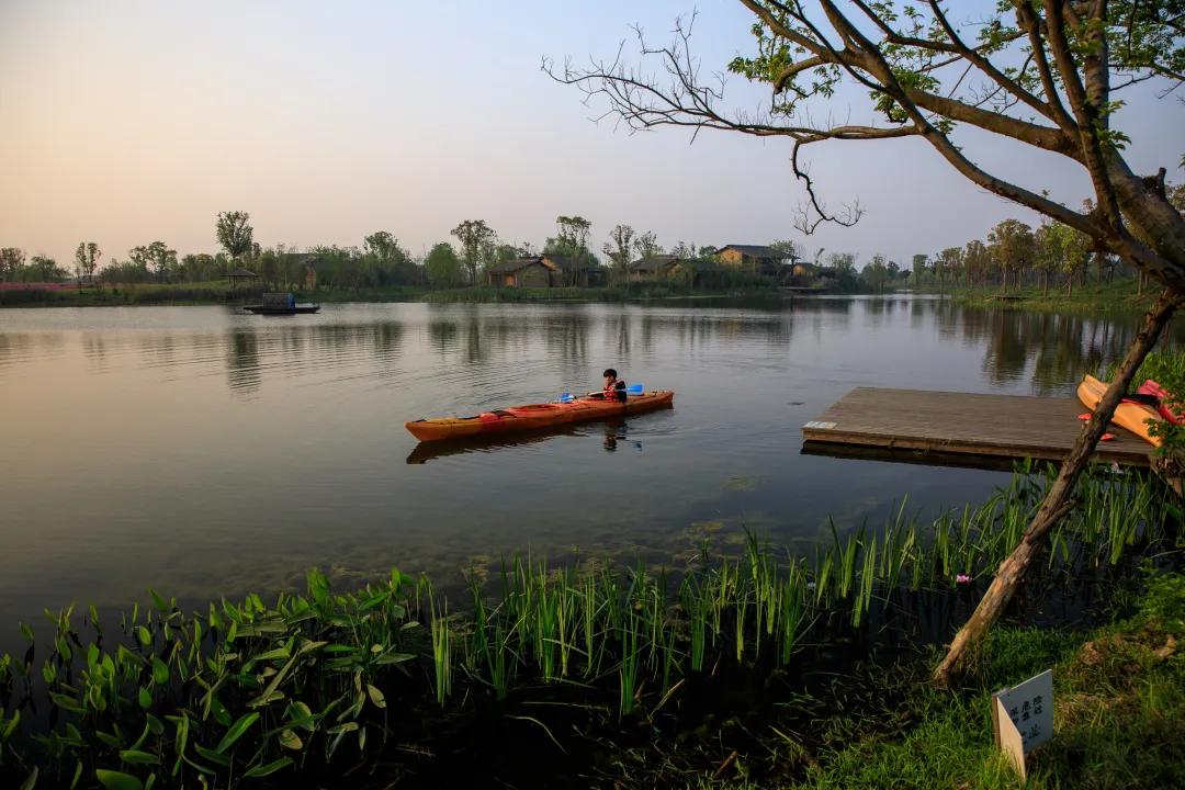 妗愪埂鍚堟偊姹熷崡骞哥鐢熸椿,妗愪埂鍚堟偊姹熷崡鏃呮父鏀荤暐