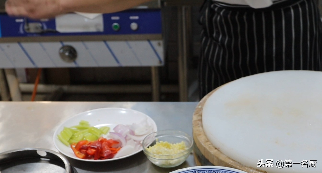 爆炒腰花这样做才好吃？不腥不腻，营养美味，下酒又下饭