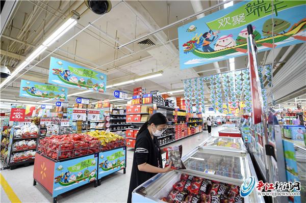 晋江：优惠大选择多今年“粽子”该怎么买？