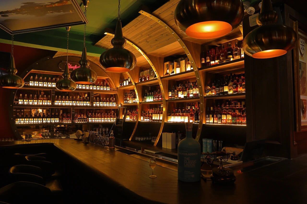 “富舅舅”带着他价值超400万的格兰花格家族桶全系列来上海了