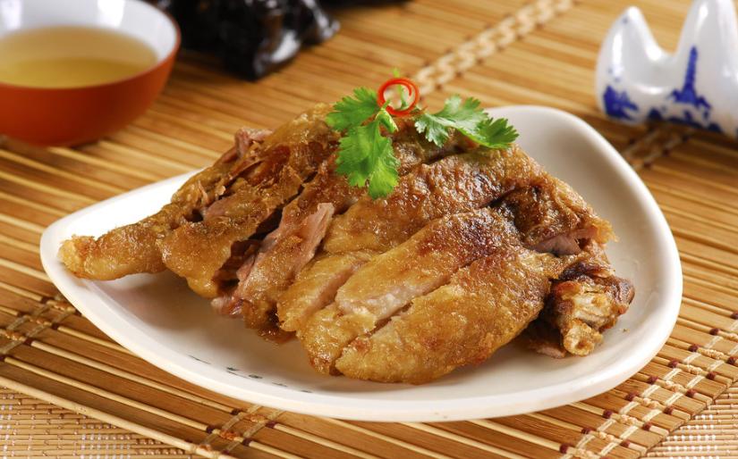 这样的土鸭肉吃着才过瘾,鸭肉香喷喷的