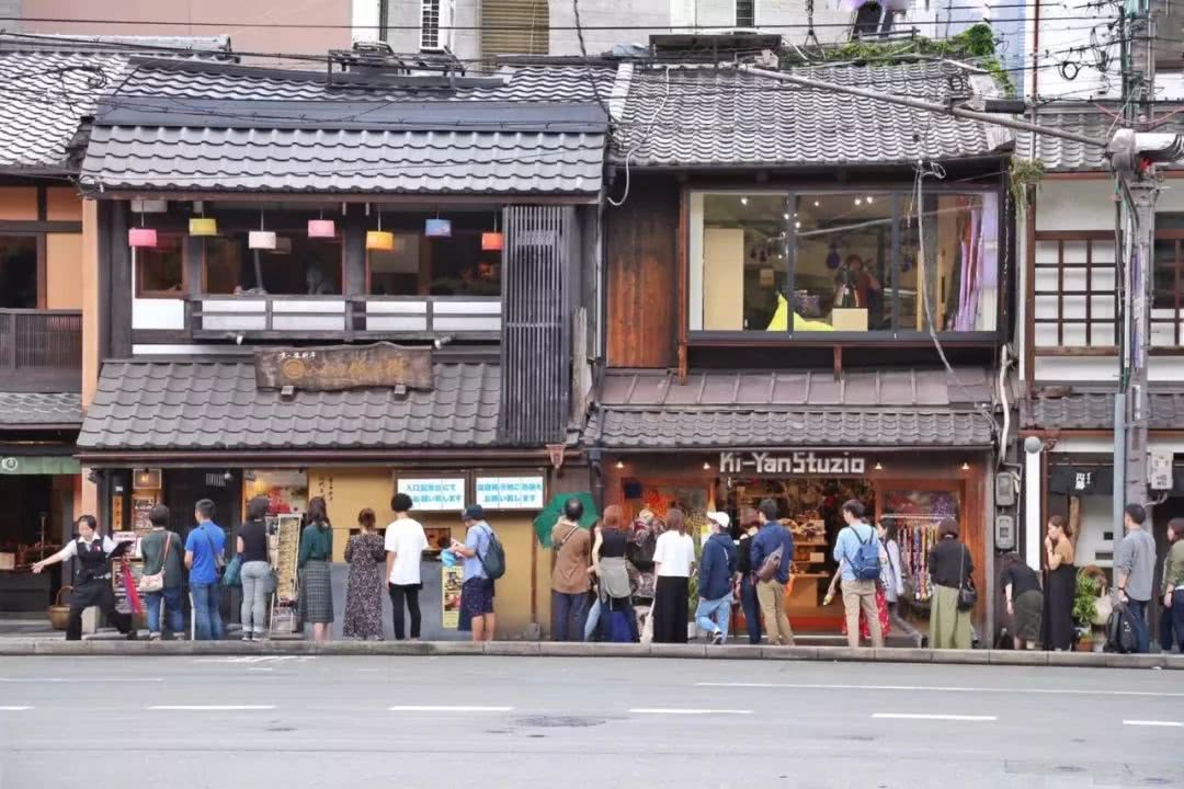 这顿灵魂日料背后的人和故事,连陈晓卿都为之动容