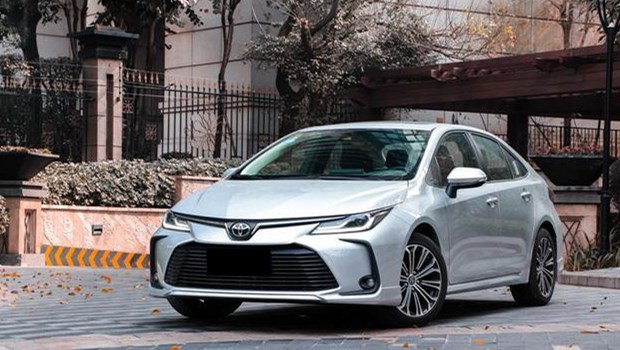 1.2t卡罗拉跟1.6l轩逸哪个动力好,轩逸2020款和卡罗拉2020款哪个好