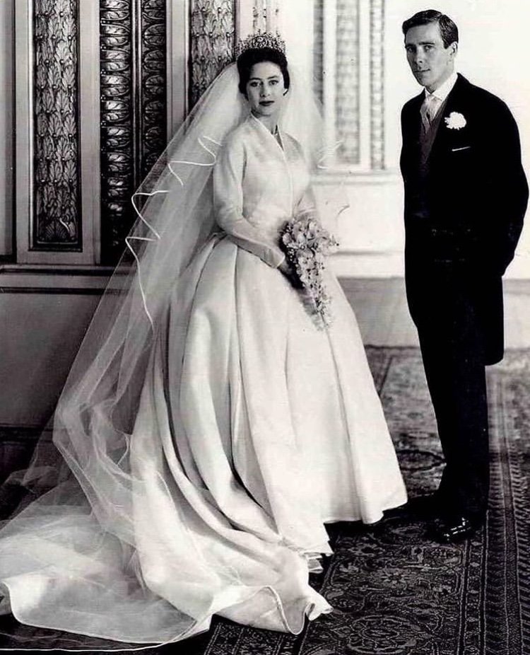 王室风格婚纱,王室婚纱