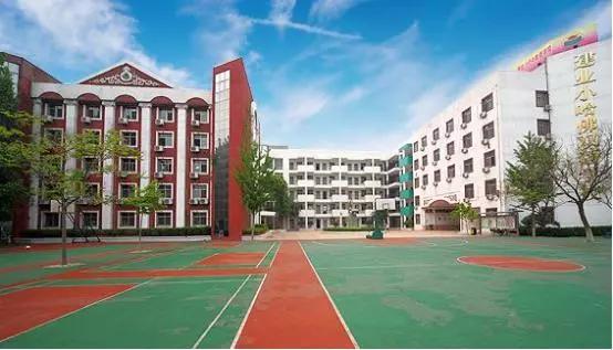 郑州从幼儿园到高中的学校,幼儿园到高中学费大概多少钱