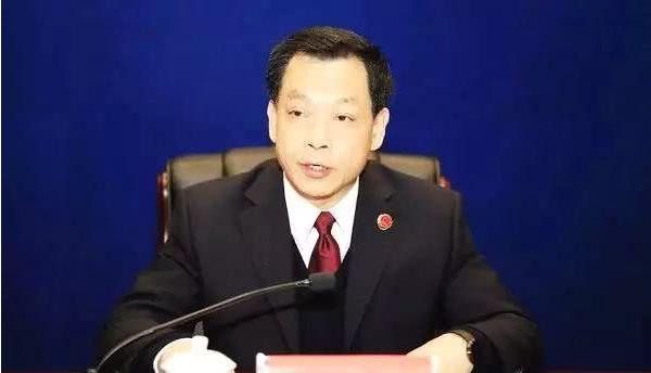 1002人求情书背后，是陆勇14年的坚持，更是祖国的日益壮大