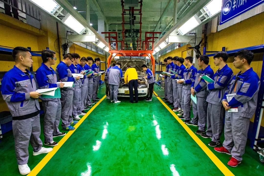 西南第一专科学院,四川汽车类位次7200单招学校推荐