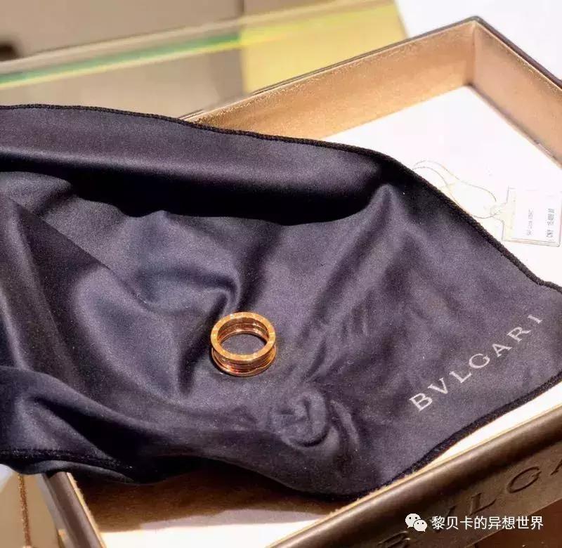 这些东西买的时候肉痛却天天用，她们说值了