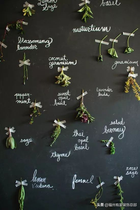 熊孩子在墙上乱画怎样教,解决熊孩子乱画墙的方法