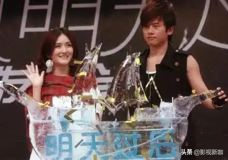 谢娜晒宝贝女儿,谢娜晒双胞胎女儿日常