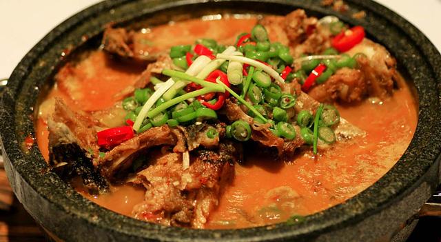 炸小鱼杂鱼的做法,空气炸锅炸鱼排骨做法