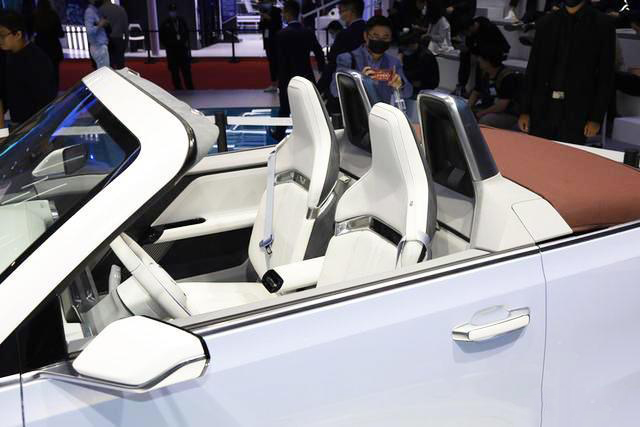 五菱宏光迷你版敞篷车图片价格,五菱宏光敞篷车五座多少钱啊