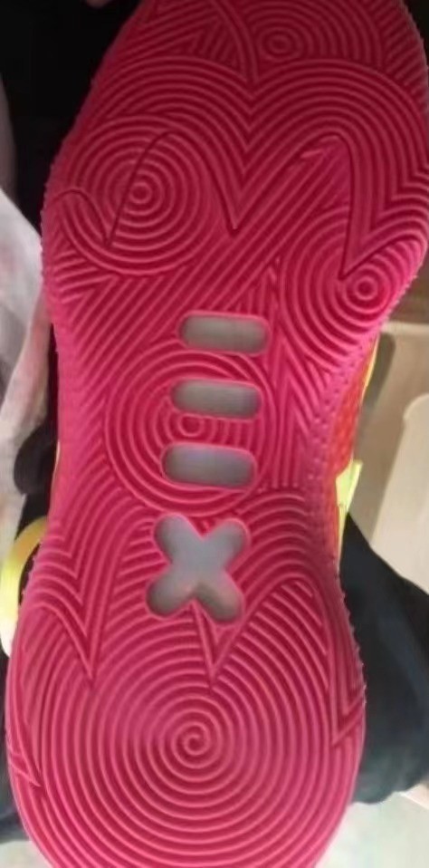 LBJ19、KT7全面升级！今年实战王者究竟会是谁？