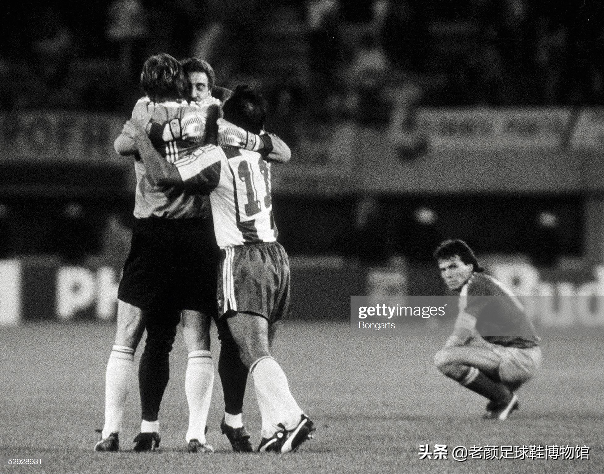 首位蝉联世界足球先生,历届世界足球先生前10名球员