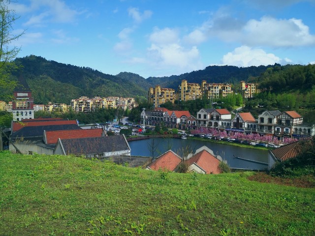 贵州赤水天鹅堡避暑山庄,贵州赤水千岛湖避暑
