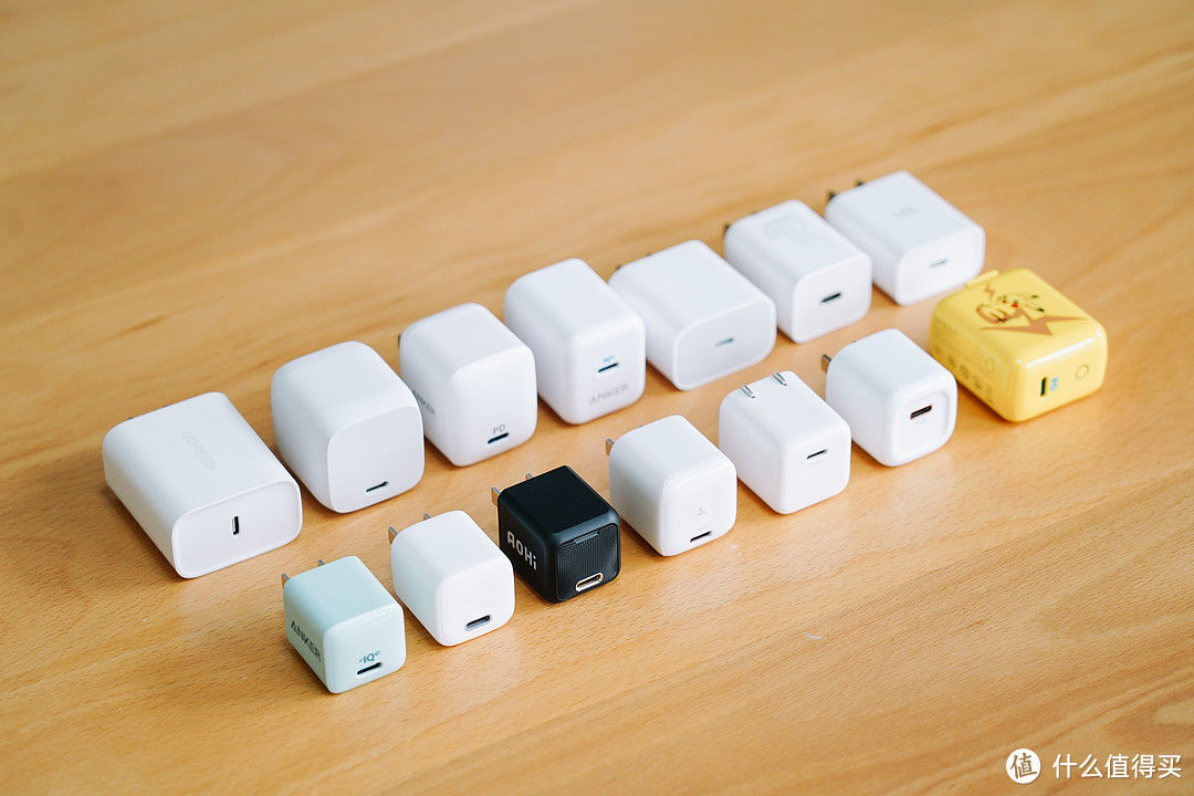 iphone13pro后盖苹果标,iphone13pro换电芯使用感受