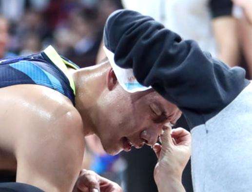 异物进眼的急救方法是什么,异物入眼了怎么办安全教案