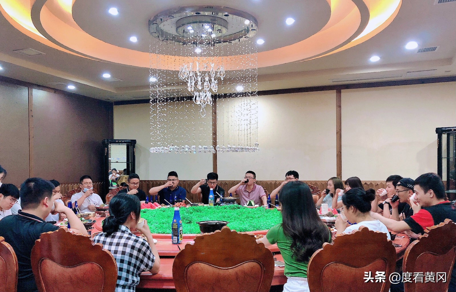 黄冈百捷，领导视察共庆功，砥砺前行加油干